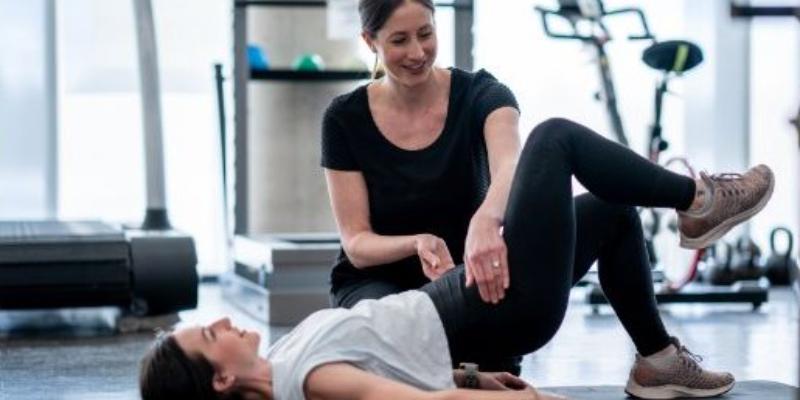 Piso pélvico en mujeres: el músculo invisible que sostiene tu salud (y nadie te enseñó a entrenar)